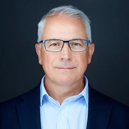 Nagy Balázs kereskedelmi fotográfus, MODELLO Intézet